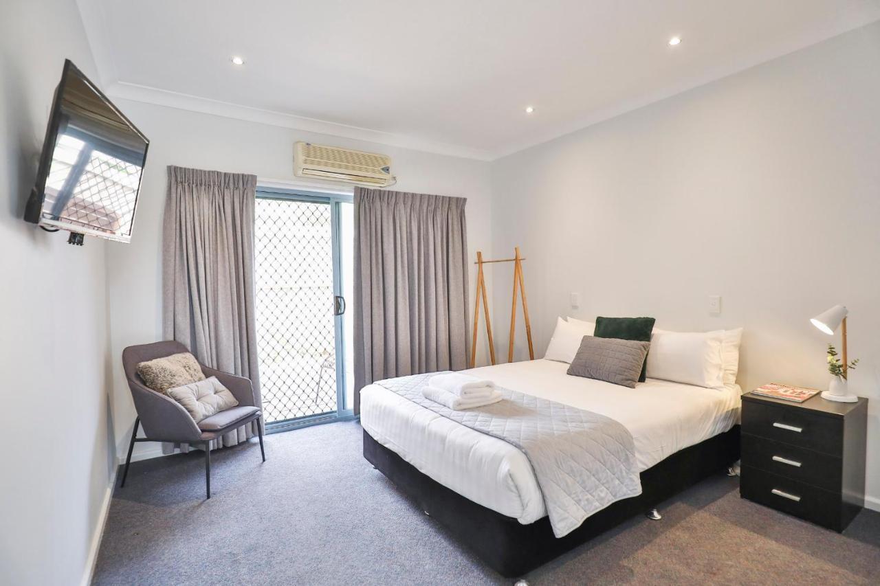 Robinvale Bridge Motel Esterno foto